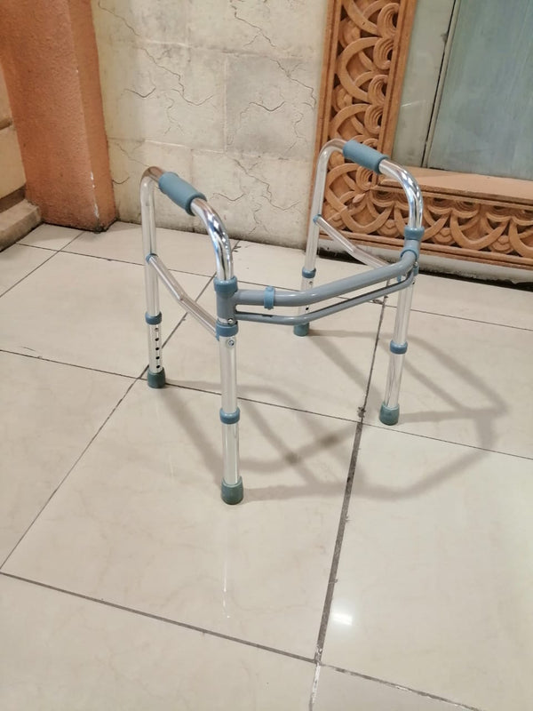 Aluminum children walker without wheels.