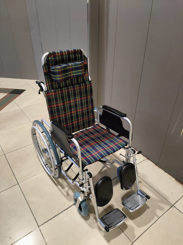 Foldable Reclining Wheelchair – 18" Seat, Lightweight Frame