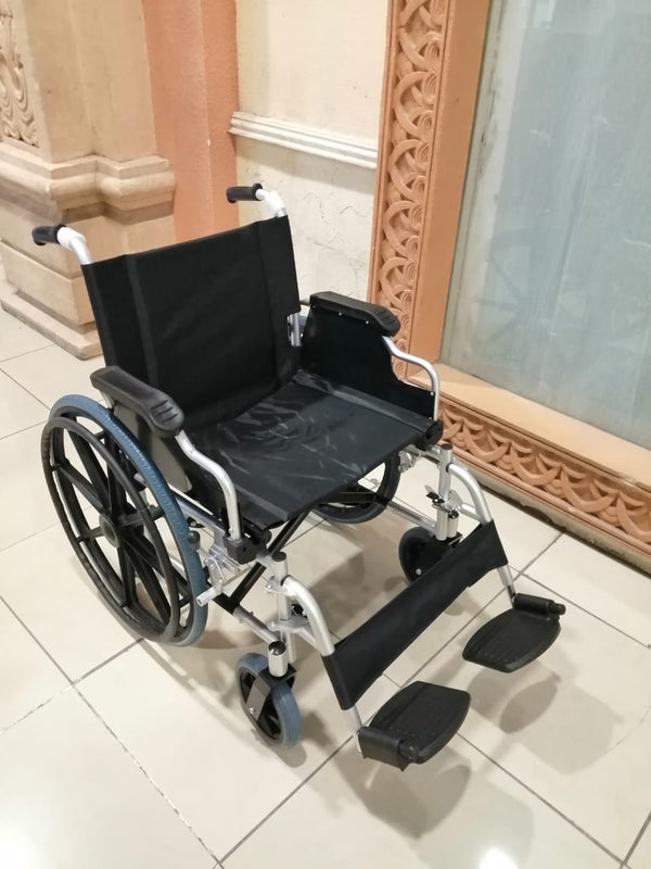 Portable Folding Wheelchair – 50cm Wide Seat, 140kg Load, Self-Propelled, Lightweight Travel Chair – Black